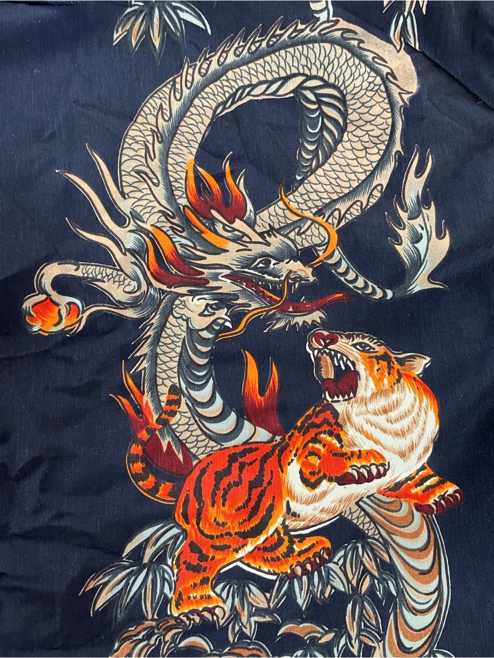 Box Office Island Hawaiian Dragon Vs Tiger Shirt Men’s XL Black Tropical Aloha